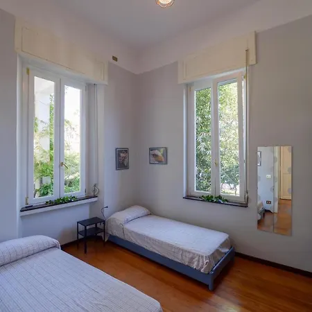 Your Dream On Maggiore: Historic House E Private Jacuzzi Holiday home