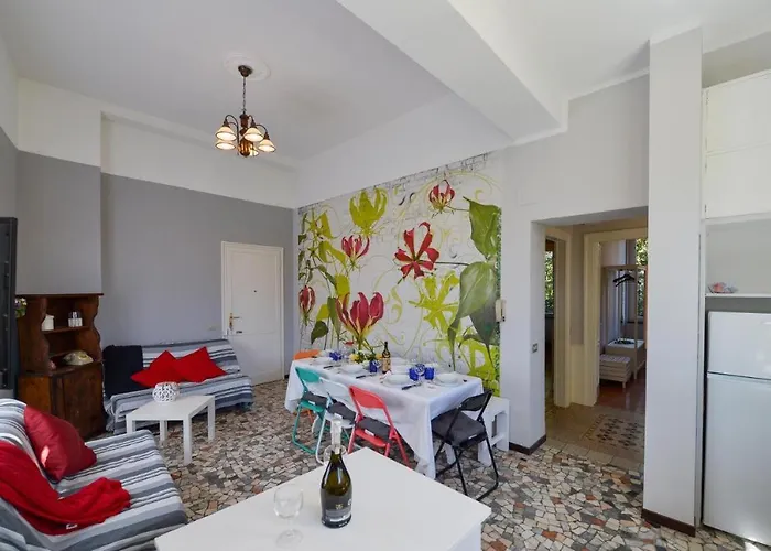 Your Dream On Maggiore: Historic House E Private Jacuzzi Nyaraló Stresa