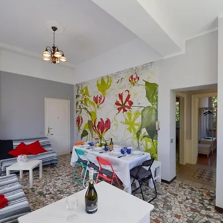 Your Dream On Maggiore: Historic House E Private Jacuzzi Ferienhaus Stresa