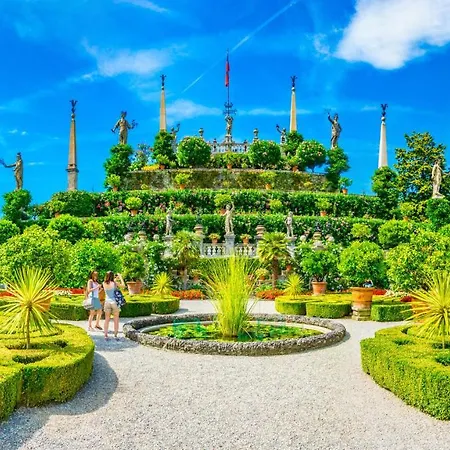 Your Dream On Maggiore: Historic House E Private Jacuzzi Ferienhaus Stresa