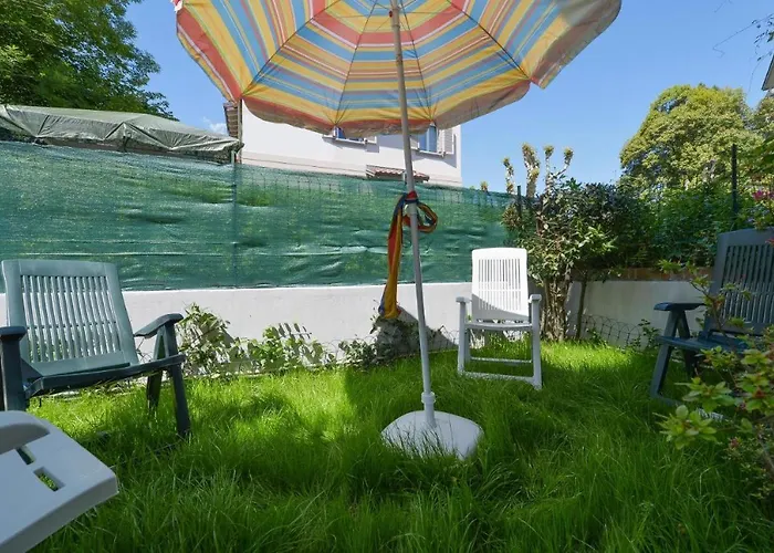 Your Dream On Maggiore: Historic House E Private Jacuzzi Holiday home Stresa